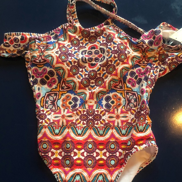 High Neck cold shoulder Bathing suit - Picture 3 of 9